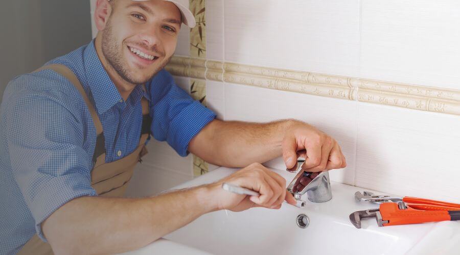 Professional clogged drains services in Imperial, TX